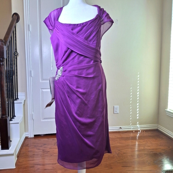 NWT Jade Jasmine Mother Bride Dress 10 Chiffon Beaded Knee Length Cocktail Dress - Picture 1 of 17